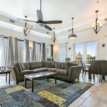 Spacious 4Br Condo On Carondelet Near All Hot Spo نيو أورلينز المظهر الخارجي الصورة